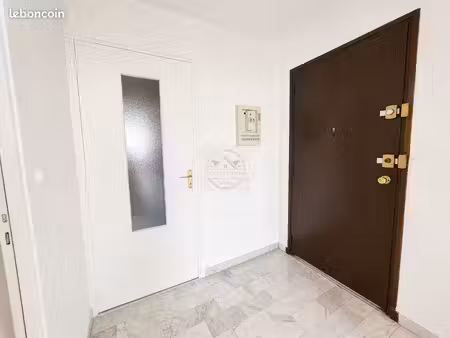 appartement t4 lumineux avec terrasses – borgo