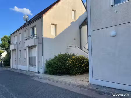 appartement meublé t1 bis avec parling