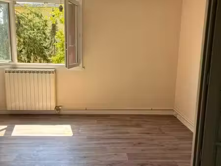 location appartement t4