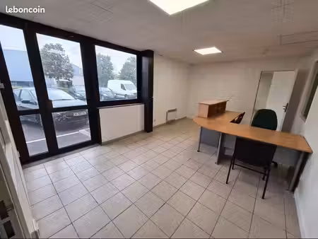 local commercial / bureau