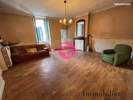 immeuble 300 m² decazeville