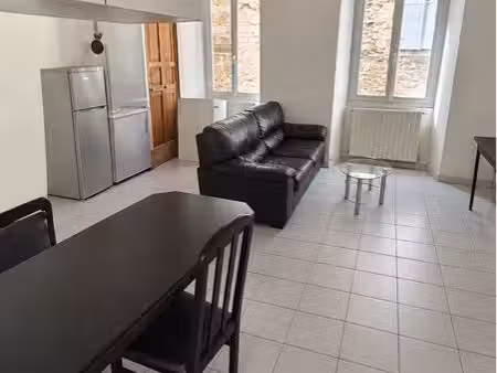 appartement meublé à louer – vabres-l’abbaye