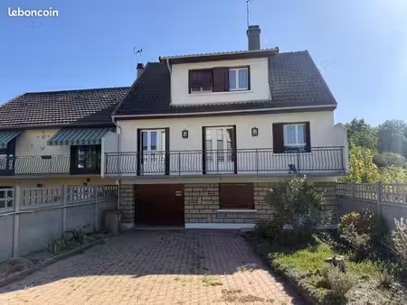 maison 6 pièces 141 m²