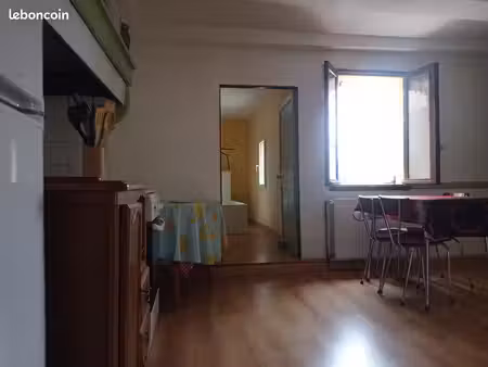 vends maison à millau entre écoles du sacré coeur et de jeanne d'arc dpe c chauffage gaz c