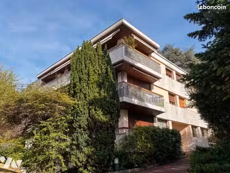 appartement 1 pièce 44 m²