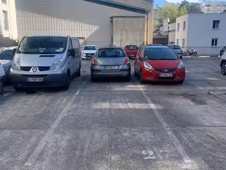 parking 13m2