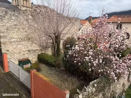 location petite maison avec jardin