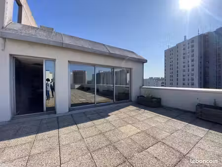 bureaux 560 m²