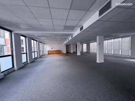 bureau 410 m²