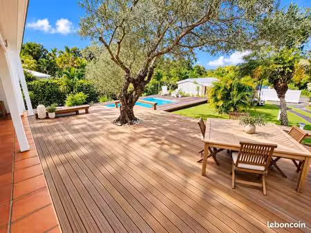 villa 6 pièces 136 m²
