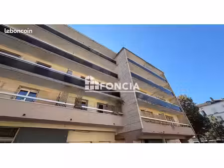 studio de 22.64 m² vendu loué - métro 7 - ivry-sur-seine
