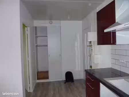 appartement 2 pièces + bureau 45 7 m² avec balcon – vendu loué – choisy-le-roi