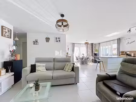 maison 3 pièces 76 m²