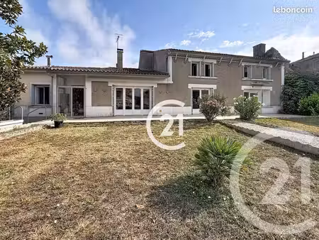 maison 7 pièces 169 m²