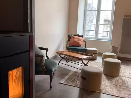 à louer – duplex t4 de 80 m² – condat (15190)