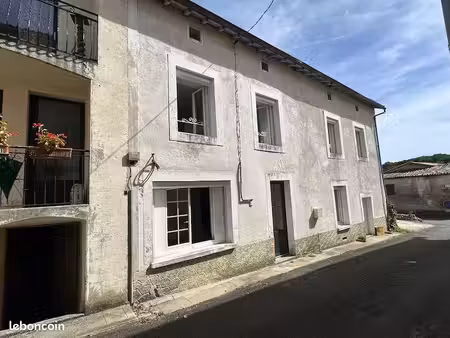 maison de village 4 pièces 88 m²