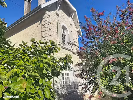 maison 5 pièces 133 m²