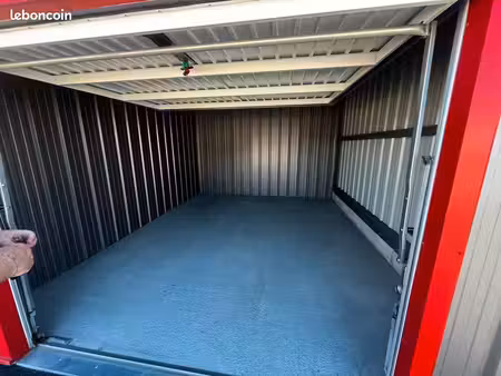 garage de 20 m2 sécurisé