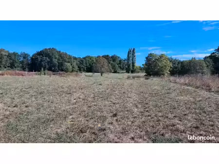 terrain 5 172 m² chamouillac