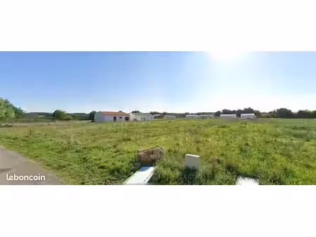 terrain 659 m² port d envaux