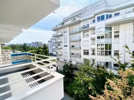 *exclusivite* 3 pieces etage eleve balcon parking