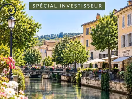 l'isle-sur-la-sorgue  à vendre  murs commerciaux idéalement situés.