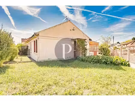 maison 3 pièces 54m²  l'hay les roses  proche ligne 14  2 chambres  jardin  garage