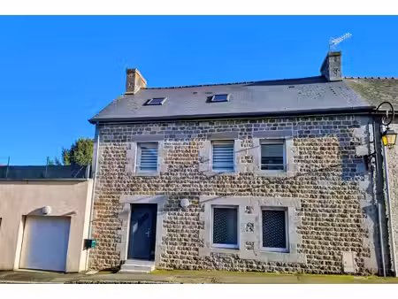 maison rénovée en pierres 125 m2 à vendre  6 pièces avec 4 voir 5 chambres  bourg saint ge