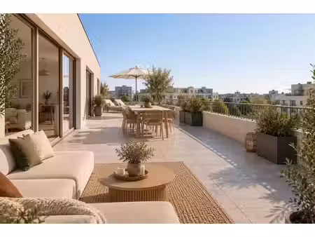 appartement t4 en dernier étage avec vue dégagée - bordeaux sud