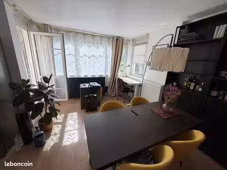 location t2 meublé 52 m² – balcon et parking – courbevoie faubourg de l’arche