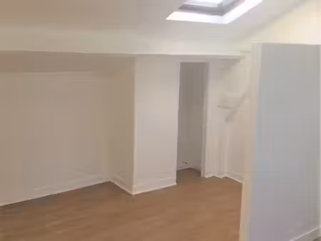 studio 1 pièce 18 m²