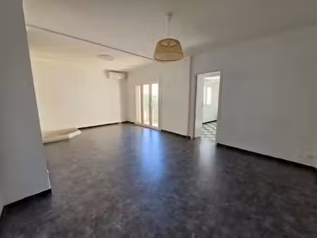 location appartement 3 pièces 68 m² à vitrolles (13127)