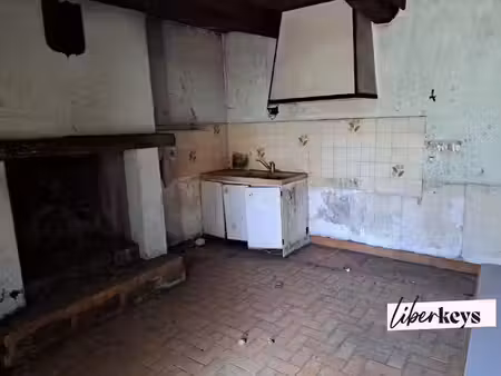 vente maison 6 pièces 180 m² à loscouët-sur-meu (22230)  55 000 €