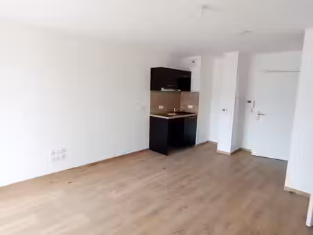 appartement angers* t2 * 006 * foglia *