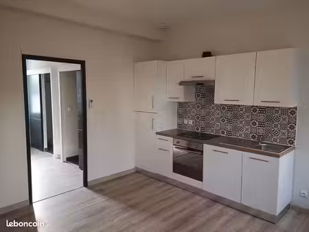 t2 climatisé - 30 m² + terrasse 25 m² – angoulême - secteur sillac