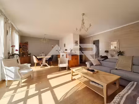appartement chatou 5 pièce(s) 80 m2 + box