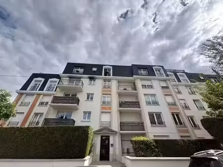 location appartement 2 pièces 46.81 m² à noisy-le-grand (93160)  1 100 €