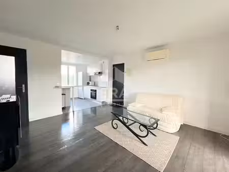 appartement 3 pièces 51 m² à louer peyrolles-en-provence 13860 ? | era immobilier