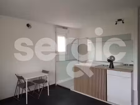 studio meublé