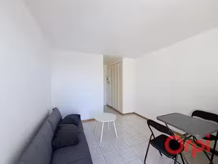 exclusivité orpi – perpignan – studio meublé avec terrasse et parking