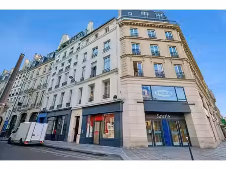 location bureaux 597m²