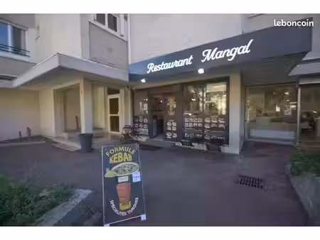 local commercial rer robinson