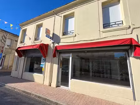 local commercial au coeur de saint christoly de blaye