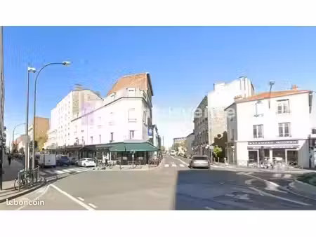 local commercial 60 m²