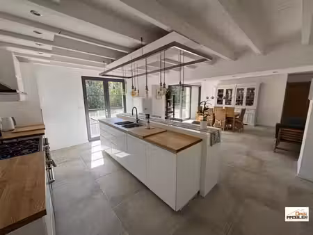 maison de caractère 186 m² habitables - terrain de 7 419 m² en partie constructible