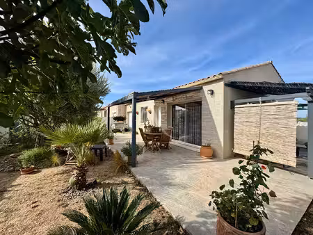 location maison 3 pièces  64.00m²  ferrals