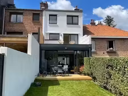 location maison 6 pièces 124 m² à marcq-en-baroeul (59700)  2 391 €