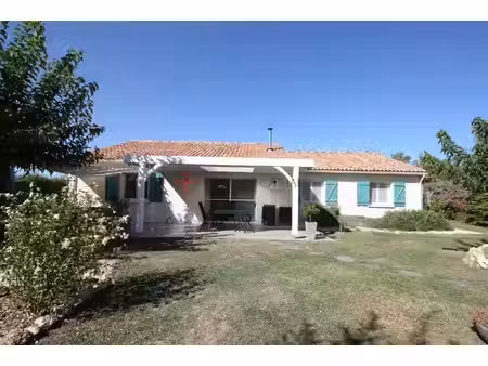 charmante villa récente de plain-pied