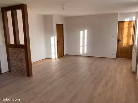 appartement de 83 m2 centre-ville la guerche-sur-l’aubois - 2 chambres