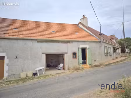 longère 4 pièces 100 m²